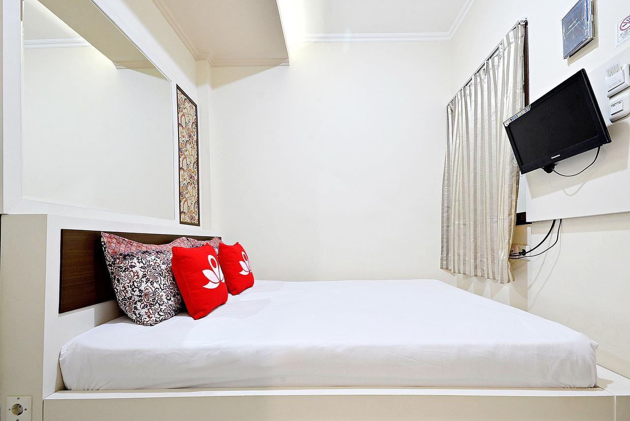 Zen Rooms Cideng Barat Yakarta Exterior foto